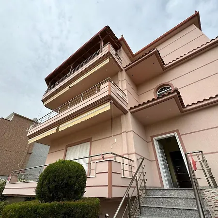 公寓 3 Bedroom In *