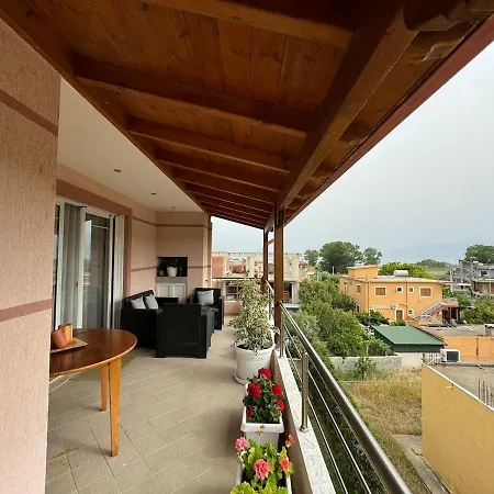 Apartment 3 Bedroom In *