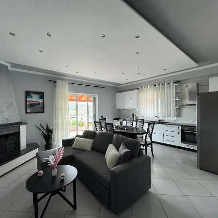 3 Bedroom In Zverneci